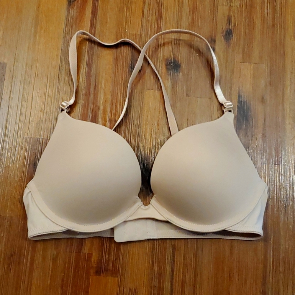 NWOT Women's Nude Bra